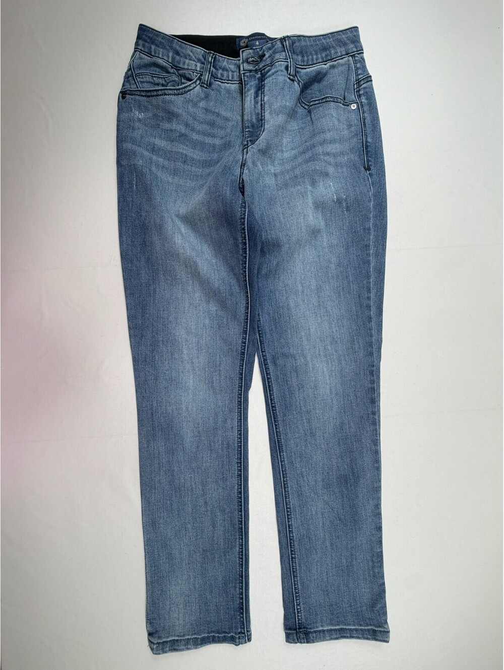 Democracy Women's Light Blue Straight Leg Jeans Size 4